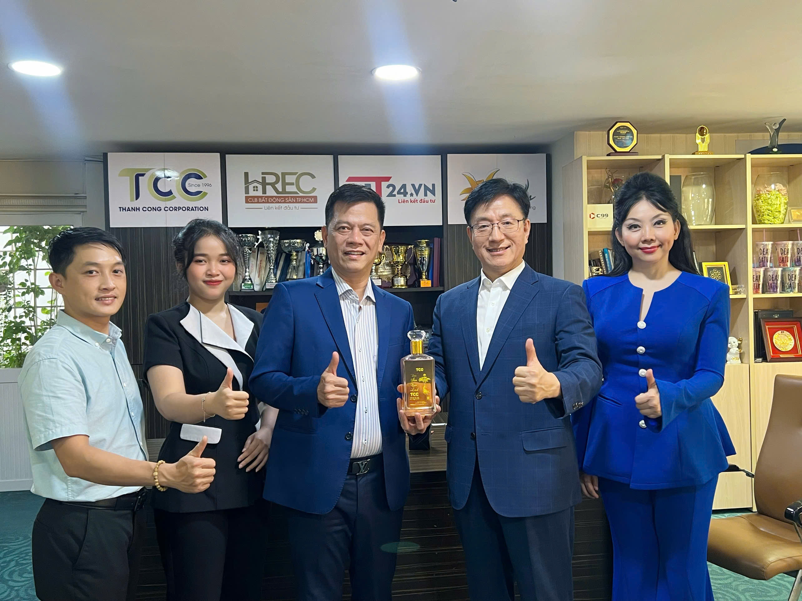 hop-tac-chien-luoc-giua-clb-bat-dong-san-tp-hcm-va-cicon-asean-5-