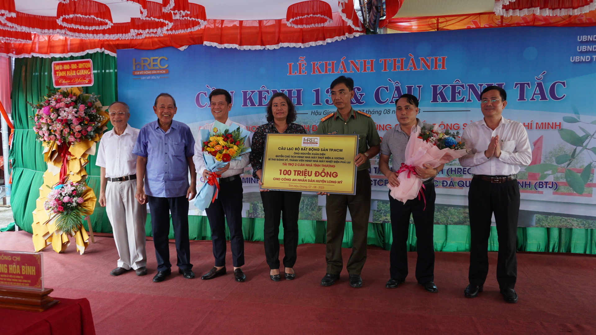 KHÁNH THÀNH 2 CÂY CẦU DÂN SINH TẠI TỈNH HẬU GIANG KINH PHÍ XÂY DỰNG GẦN 2 TỶ ĐỒNG