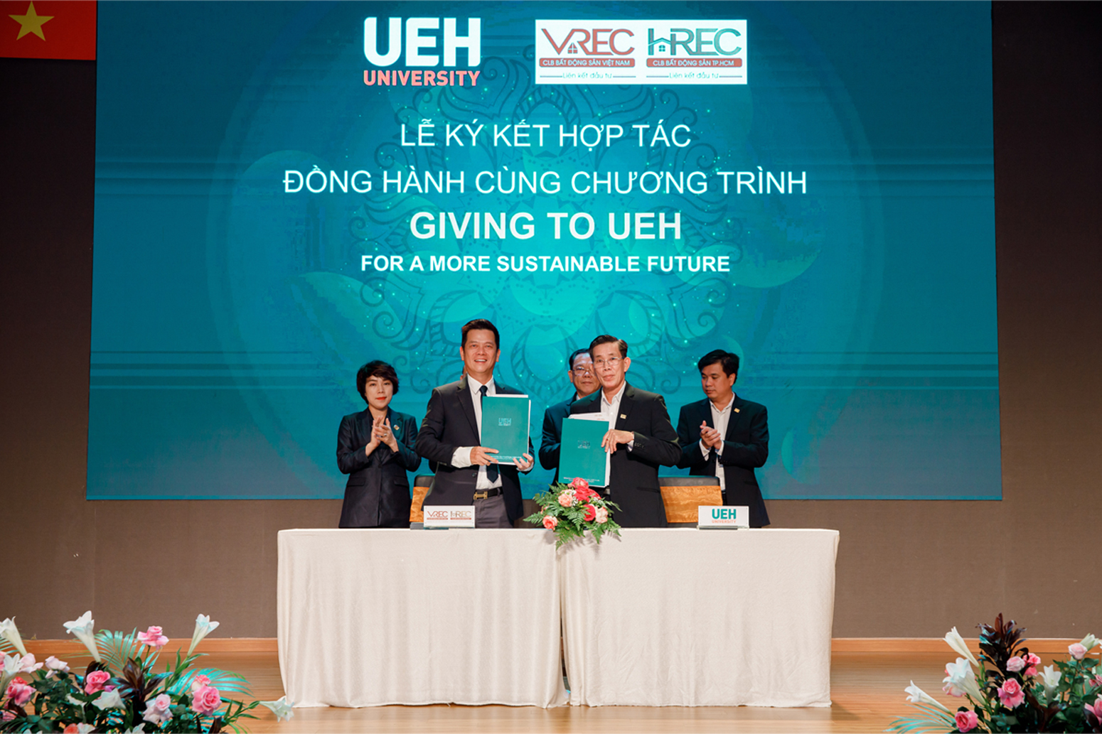 VREC & HREC CÙNG UEH TỔ CHỨC ĐÀO TẠO CHUYÊN SÂU BẤT ĐỘNG SẢN