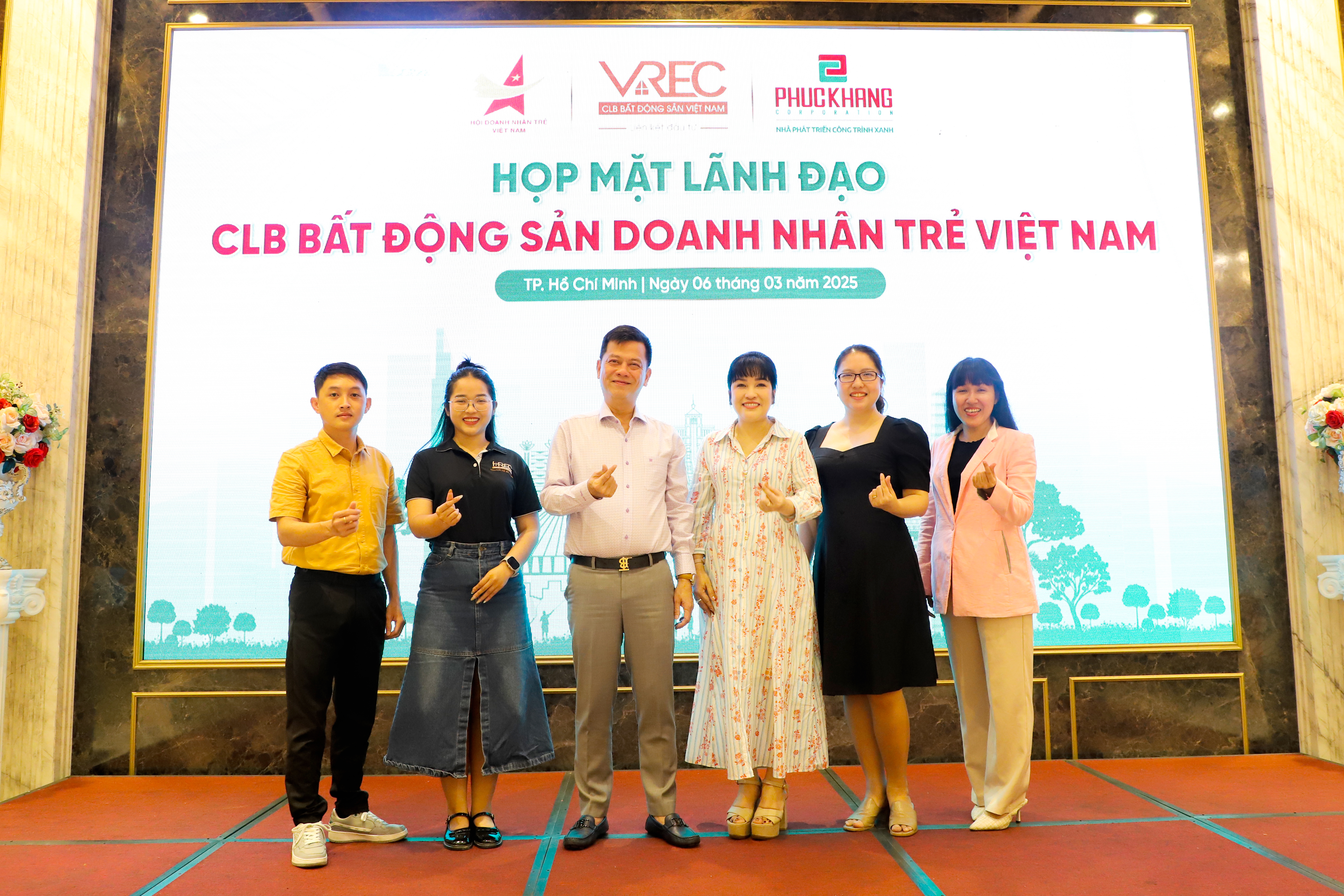 HỌP MẶT LÃNH ĐẠO HỘI DOANH NHÂN TRẺ VIỆT NAM VÀ CLB BẤT ĐỘNG SẢN VIỆT NAM