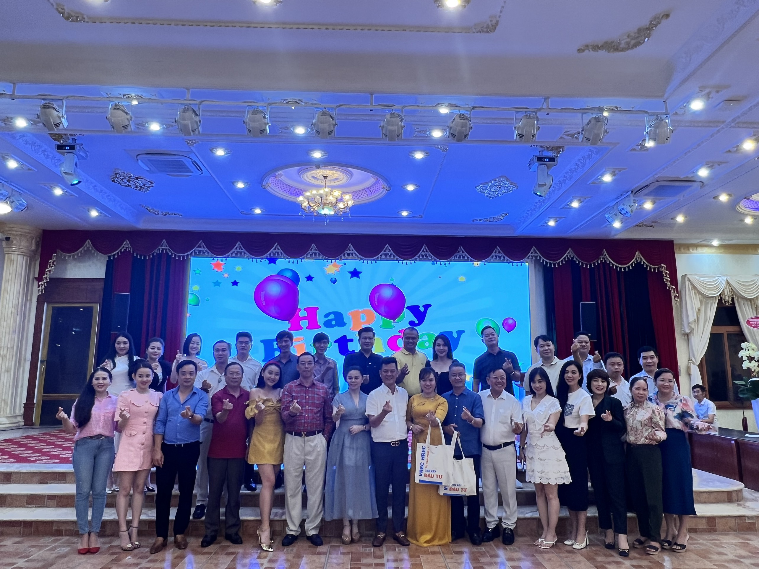 HỌP MẶT HỘI VIÊN VREC & HREC GIAO LƯU HỘI VIÊN CÂU LẠC BỘ MỪNG SINH NHẬT HỘI VIÊN THÁNG 11