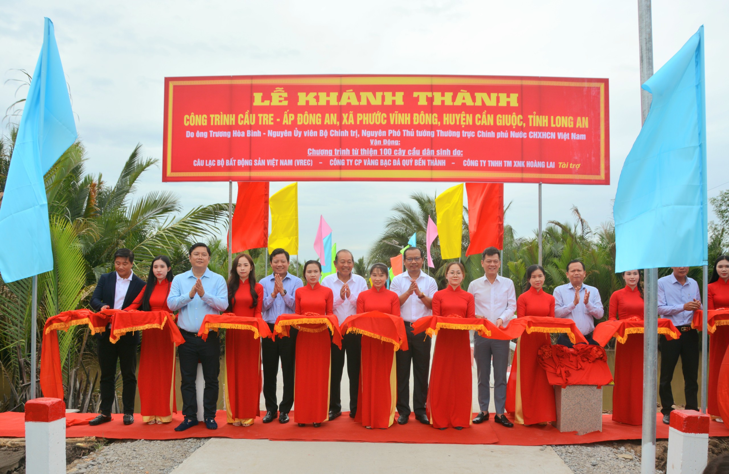 CHƯƠNG TRÌNH "LỄ KHÁNH THÀNH CẦU TRE " TẠI XÃ PHƯỚC VĨNH ĐÔNG HUYỆN CẦN GIUỘC TỈNH LONG AN KINH PHÍ TRÊN 1 TỶ 300 TRIỆU ĐỒNG