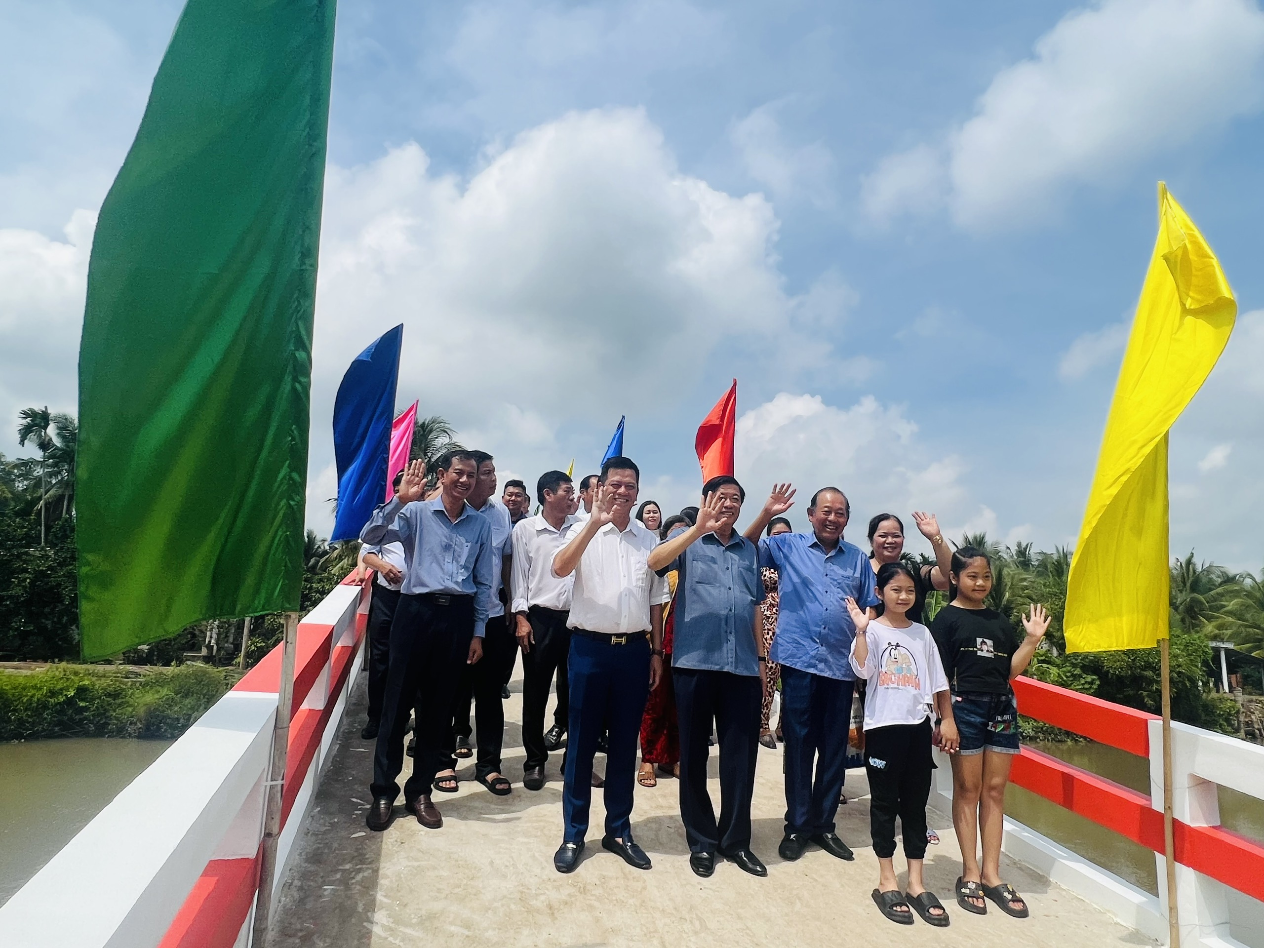 KHÁNH THÀNH & KHỞI CÔNG 2 CÂY CẦU DÂN SINH TẠI TỈNH VĨNH LONG KINH PHÍ XÂY DỰNG HƠN 3 TỶ ĐỒNG