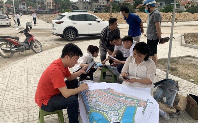 BỘ TÀI CHÍNH: RẤT KHÓ XÁC MINH GIÁ TRỊ THỰC GIAO DỊCH CHUYỂN NHƯỢNG BĐS KHI CƠ QUAN THUẾ CHƯA CÓ CHỨC NĂNG ĐIỀU TRA