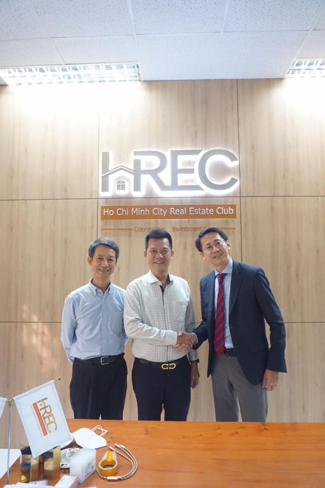 469755570_2030435117381046_5229382565485219810_n