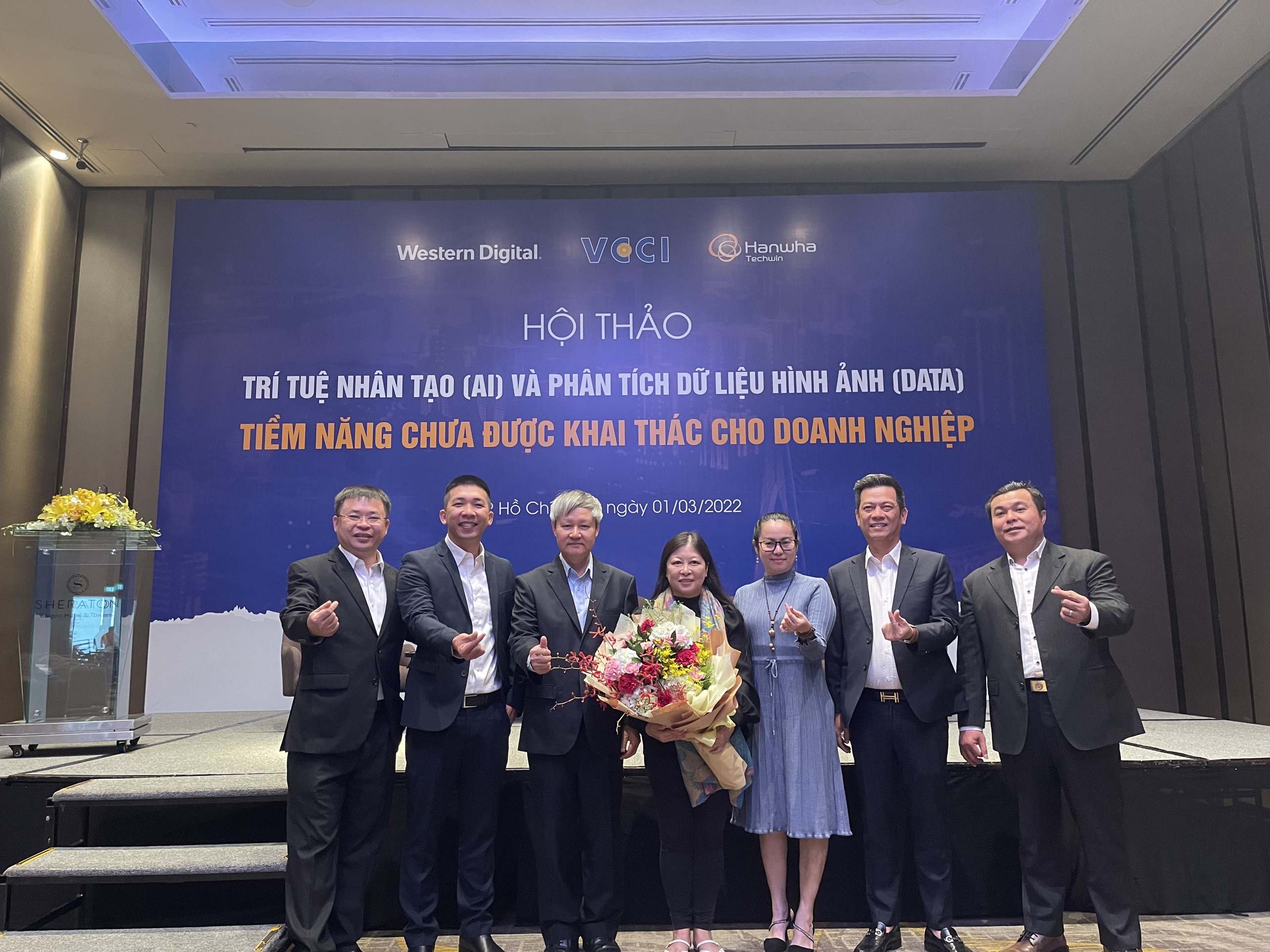 HỘI THẢO TRÍ TUỆ NHÂN TẠO (AI) VÀ PHÂN TÍCH DỮ LIỆU HÌNH ẢNH (DATA) TIỀM NĂNG CHƯA ĐƯỢC KHAI THÁC CHO DOANH NGHIỆP