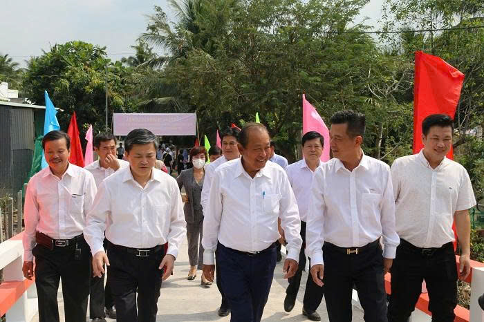 z7595985007367_c6bca92c53a8a53887c3ce086692e751